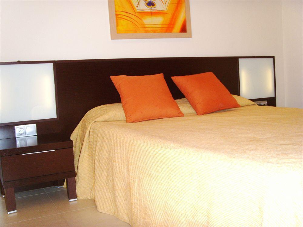 Apartahotel Marina Rey เบรา ภายนอก รูปภาพ